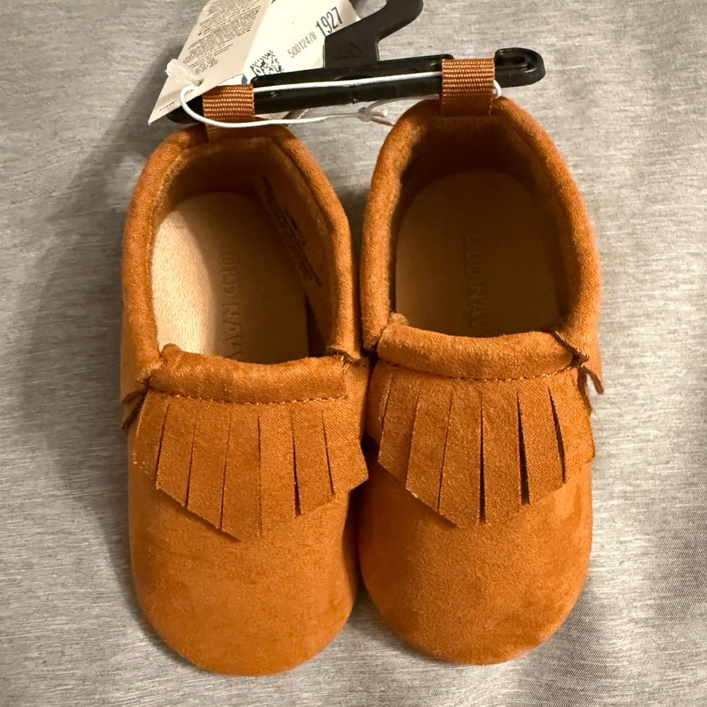 Old Navy Moccasins - Picture 5 of 7